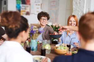Super Casual Dinner Parties: The Return of Laid-Back Hosting