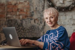 Tech for Aging in Place: Gadgets for Independent Living