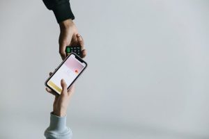 The Impact of 5G on Mobile Shopping Experiences