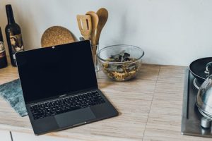 Smart Kitchens: How Tech Is Revolutionizing Cooking Spaces