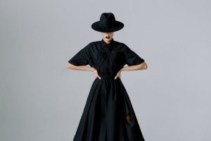 Indie Sleaze Dresses: Early 2000s Nostalgia Hits the Runway